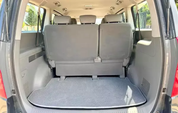 Hyundai H1 ქირავდება ბათუმში