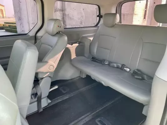 Hyundai Grand Starex ქირავდება საქართველოში