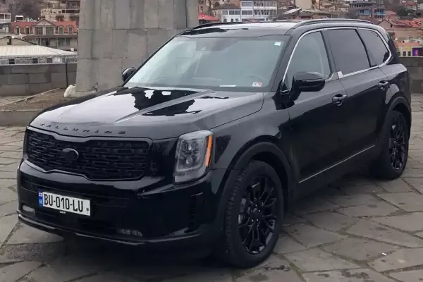 KIA Telluride для аренды в Боржоми