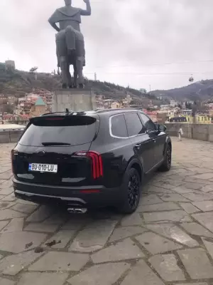 KIA Telluride для аренды в Боржоми