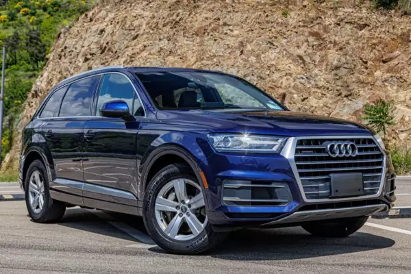Audi Q7 ქირავდება საქართველო -ში