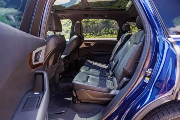 Audi Q7 ქირავდება ბორჯომში
