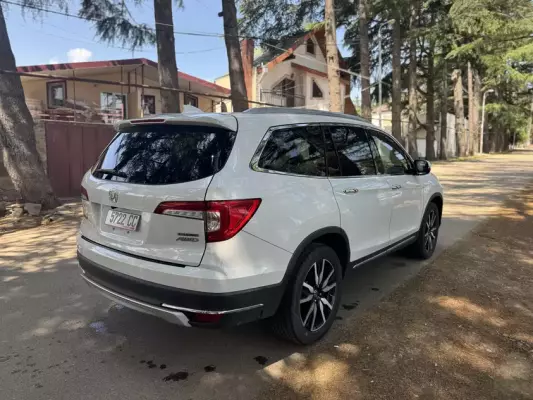 Honda Pilot for rent in Batumi