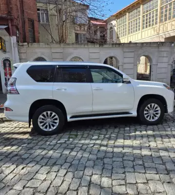 Lexus GX 460 ქირავდება მცხეთაში
