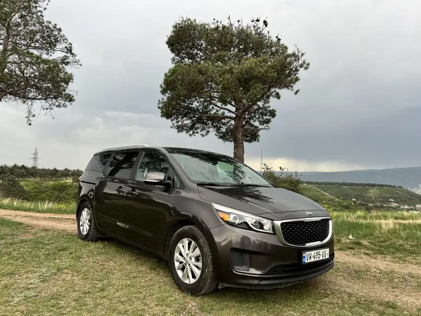 KIA Sedona for rent in Gudauri
