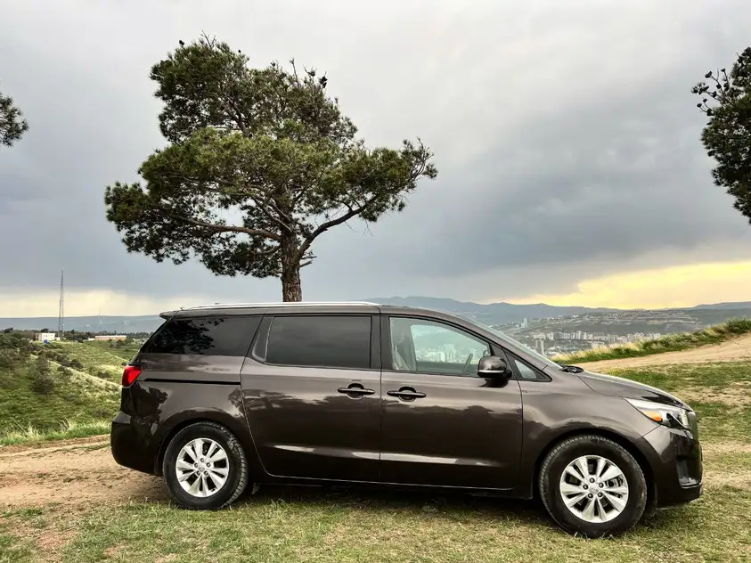 KIA Sedona for rent in Gudauri