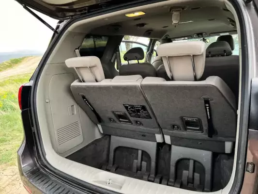 KIA Sedona for rent in Gudauri