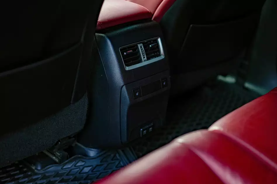 Lexus RX 350 ქირავდება საქართველოში