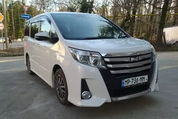 Toyota Noah ქირავდება საქართველო -ში