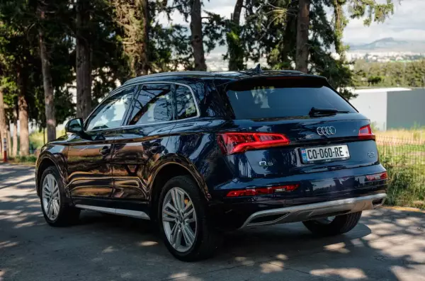 Audi Q5 ქირავდება საქართველოში