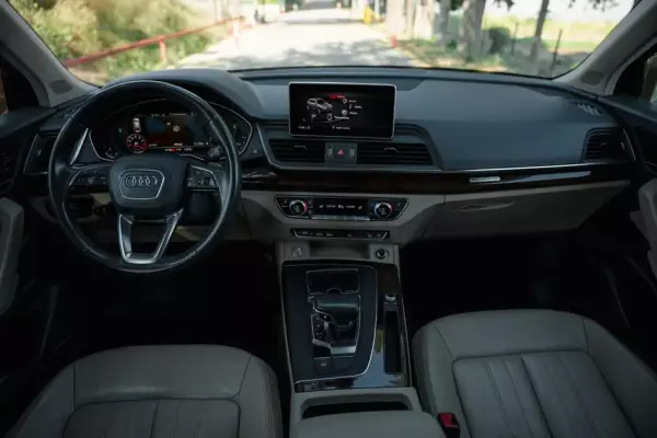 Audi Q5 ქირავდება საქართველოში