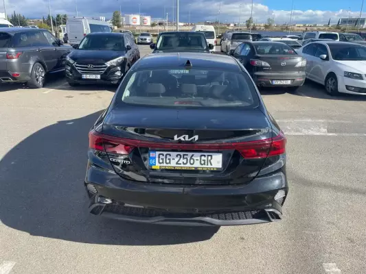 KIA Cerato ქირავდება საქართველოში
