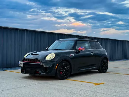 Mini Cooper ქირავდება საქართველოში