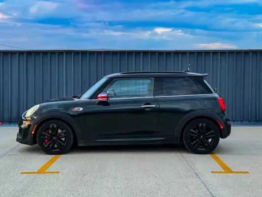 Mini Cooper ქირავდება საქართველოში