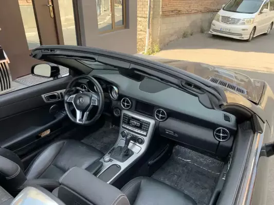 Mercedes SLK 350 ქირავდება საქართველოში