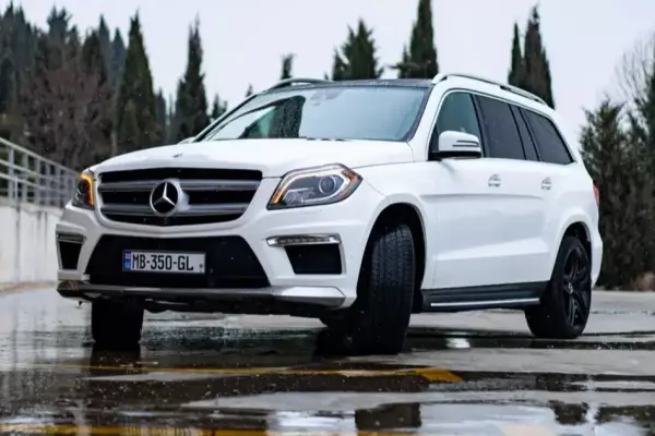 Mercedes GL 350 ქირავდება საქართველო -ში
