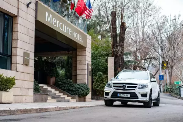 Mercedes GL 350 ქირავდება საქართველოში