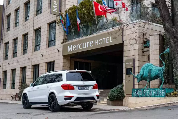 Mercedes GL 350 ქირავდება საქართველოში