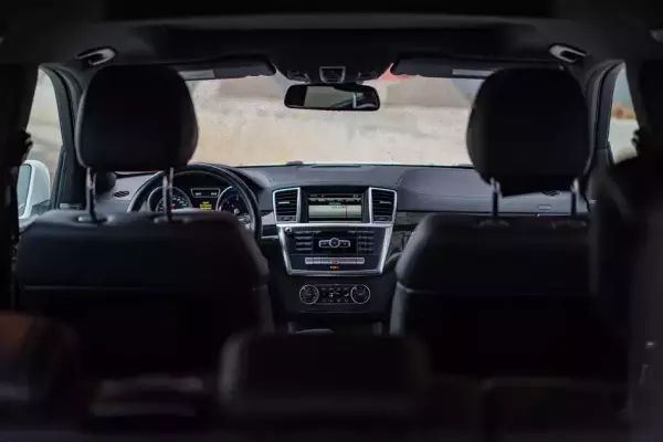 Mercedes GL 350 ქირავდება საქართველოში