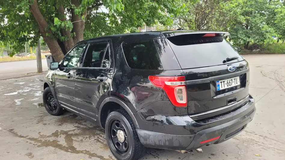 Ford Explorer ქირავდება საქართველოში