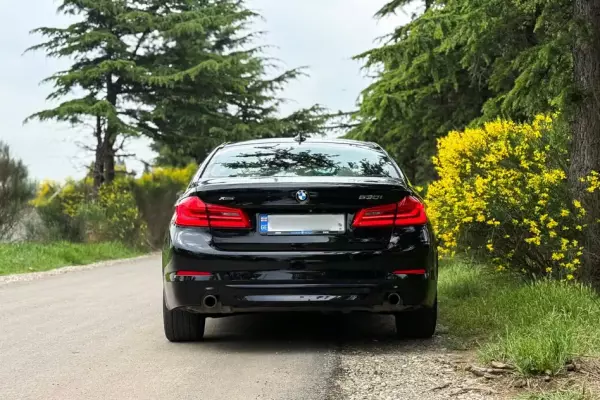 BMW 530i ქირავდება საქართველოში