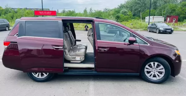 Honda Odyssey ქირავდება საქართველოში
