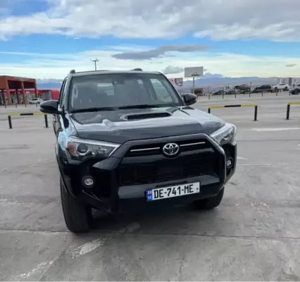 Toyota 4Runner ქირავდება საქართველოში