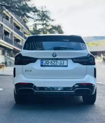 BMW iX3 ქირავდება საქართველოში
