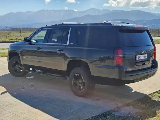 Chevrolet Suburban ქირავდება საქართველოში