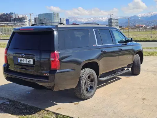 Chevrolet Suburban ქირავდება საქართველოში