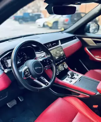 Jaguar F-Pace ქირავდება საქართველოში