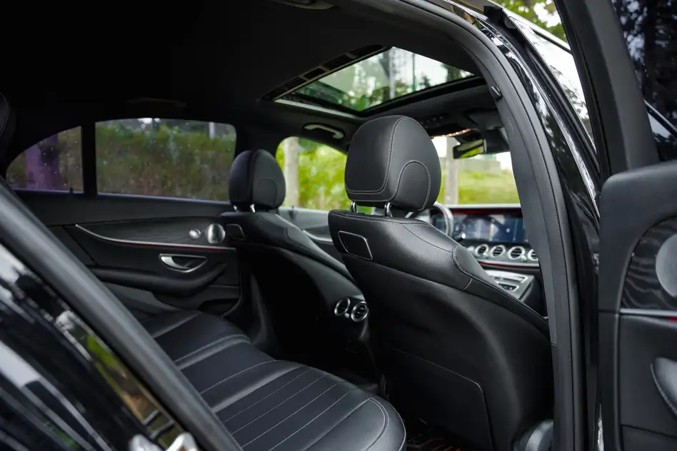 Mercedes E300 ქირავდება ბორჯომში