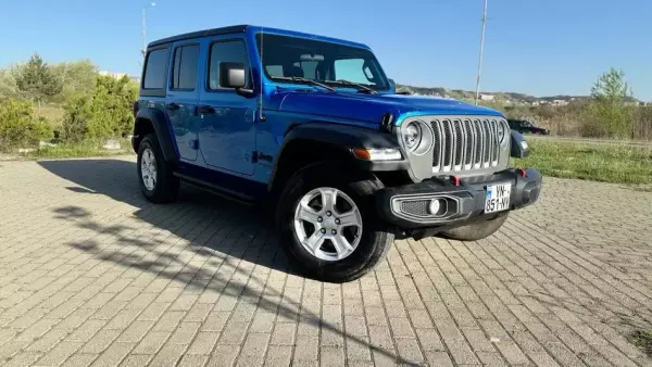 Jeep Wrangler Rubicon ქირავდება საქართველოში