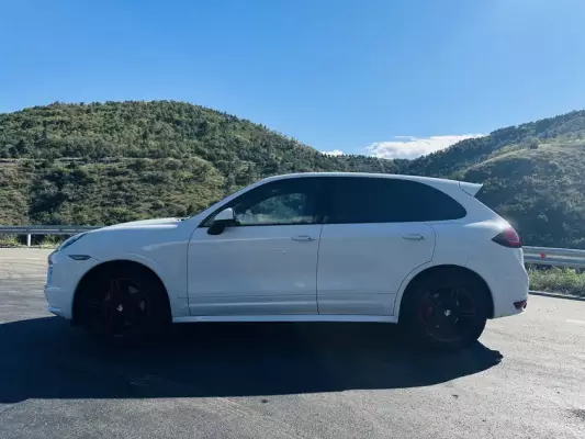 Porsche Cayenne for rent in Telavi