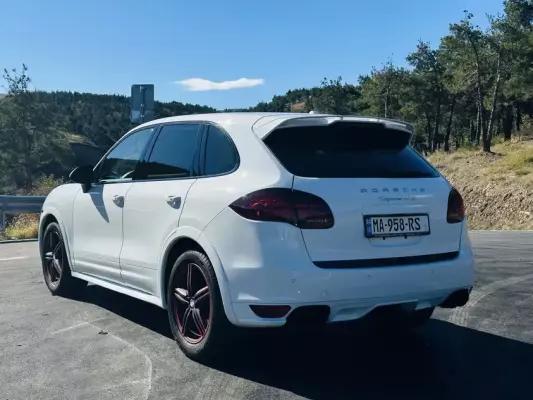 Porsche Cayenne for rent in Telavi