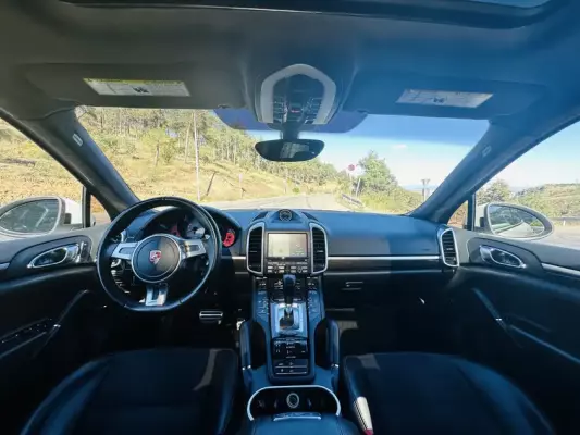 Porsche Cayenne for rent in Telavi