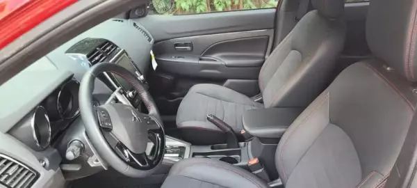Mitsubishi RVR ქირავდება საქართველოში