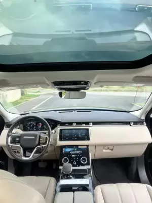 Range Rover Velar ქირავდება საქართველოში
