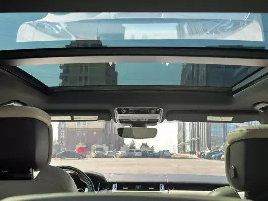 Range Rover Sport ქირავდება საქართველოში