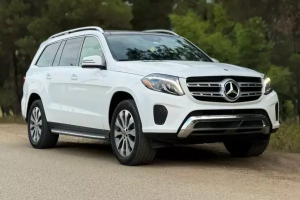 Mercedes GLS 450 ქირავდება საქართველოში