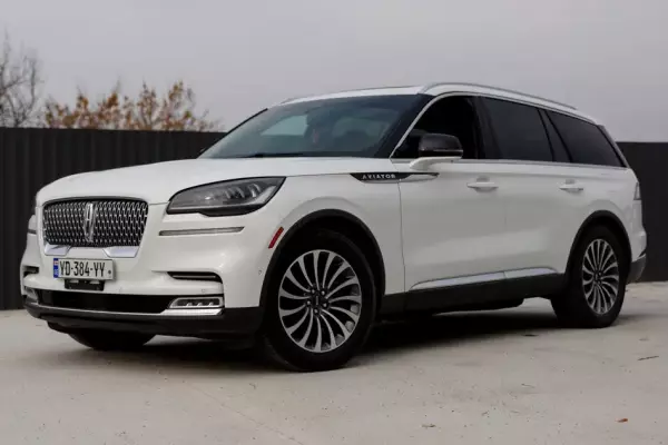 Lincoln Aviator ქირავდება საქართველო -ში