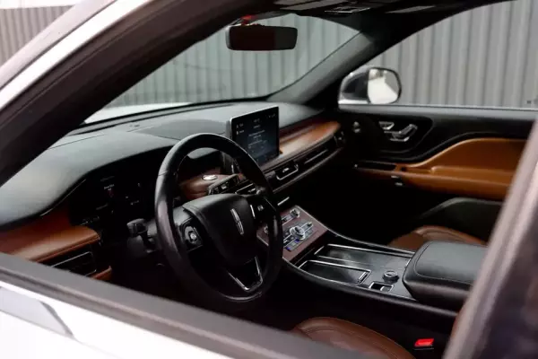 Lincoln Aviator ქირავდება საქართველოში