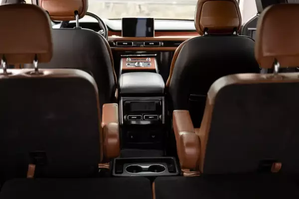 Lincoln Aviator ქირავდება საქართველოში