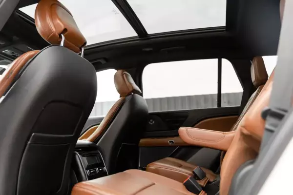 Lincoln Aviator ქირავდება საქართველოში