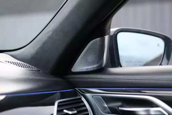 BMW 750li ქირავდება საქართველოში