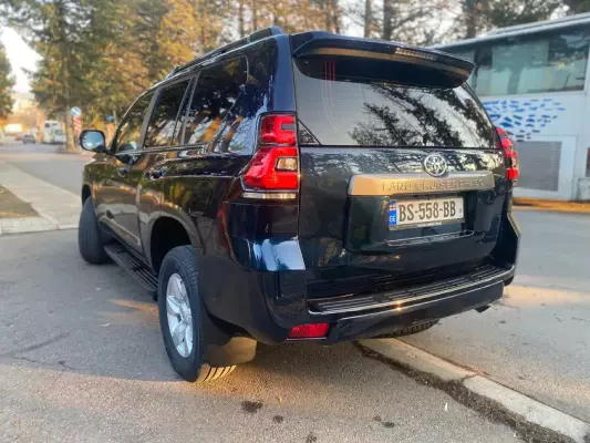 Toyota Prado ქირავდება გუდაურში