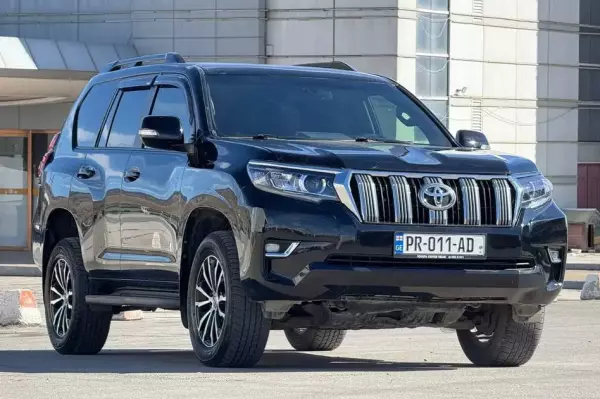 Toyota Prado ქირავდება შეკვეთილში