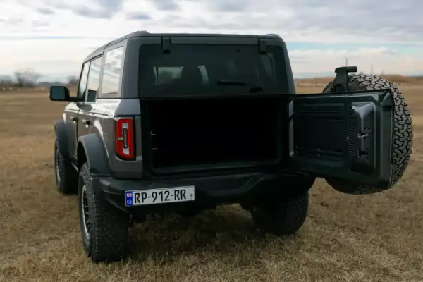 Ford Bronco для аренды в Сарпи