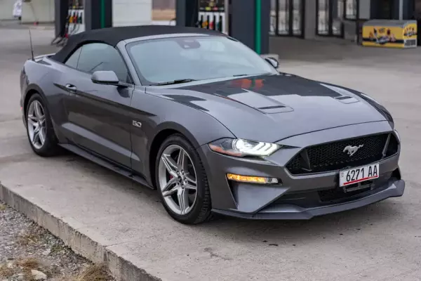 Ford Mustang ქირავდება საქართველოში