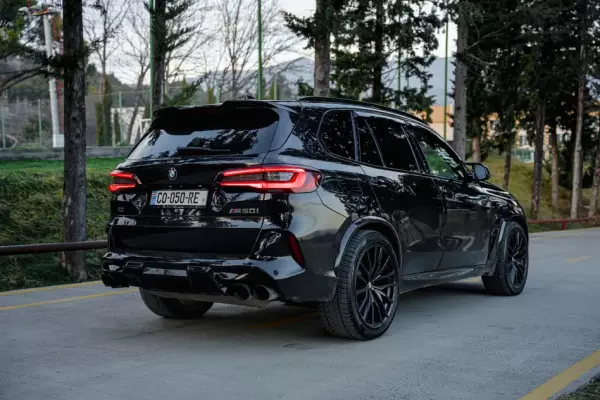 BMW X5 M ქირავდება ფოთში